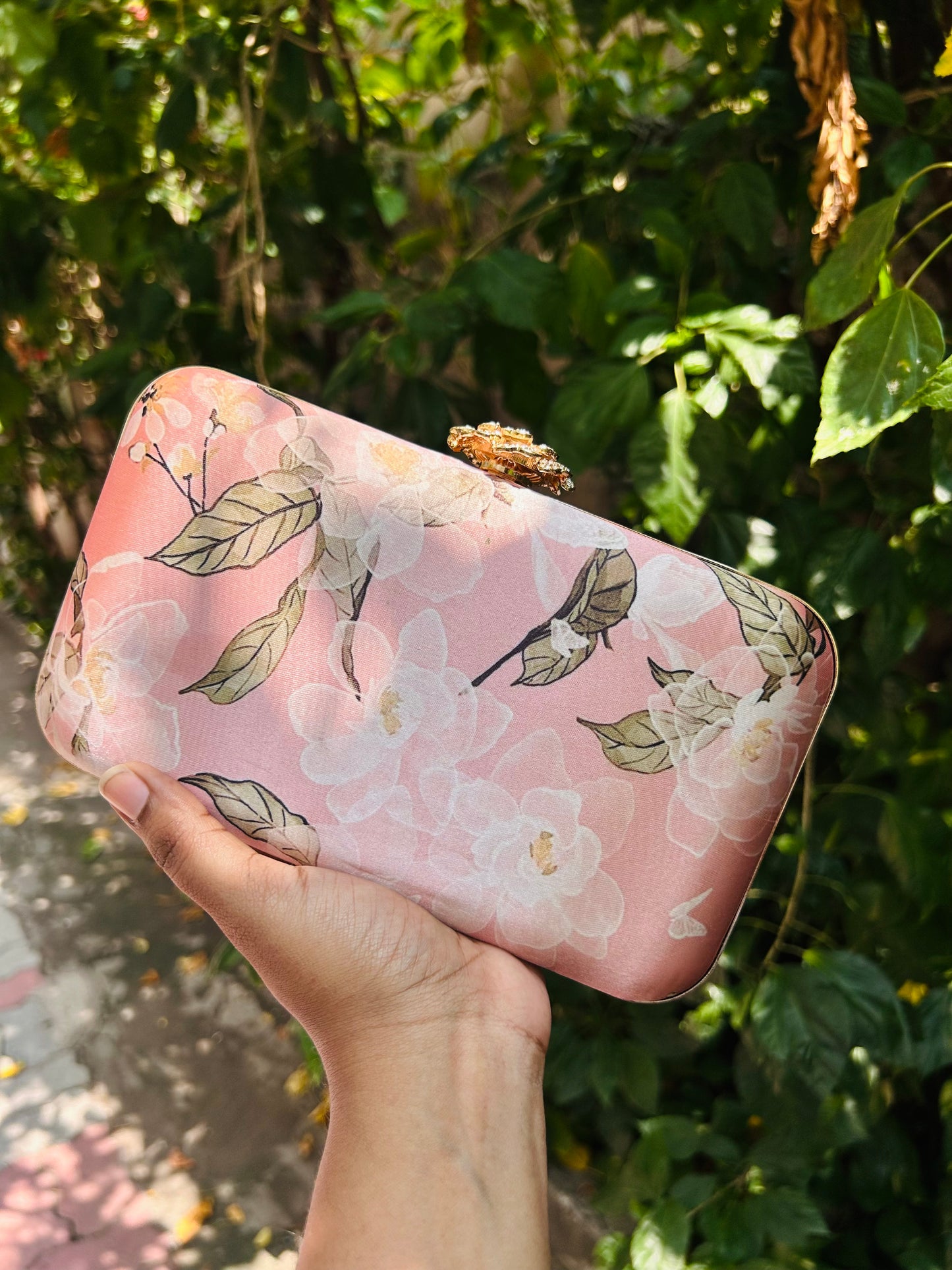 THREAD WORK PASTEL FLORAL CLUTCHES