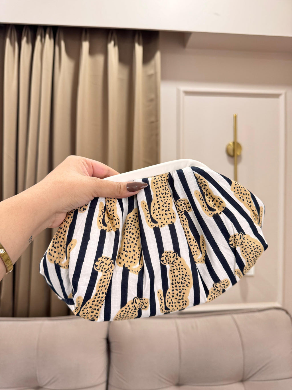 Women's Leopard Print Striped Clutch Bag