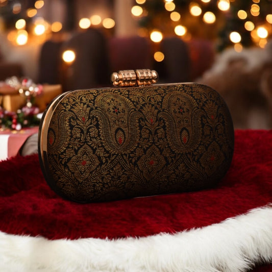Golden Zari Banarasi Box Clutches - Schwarz