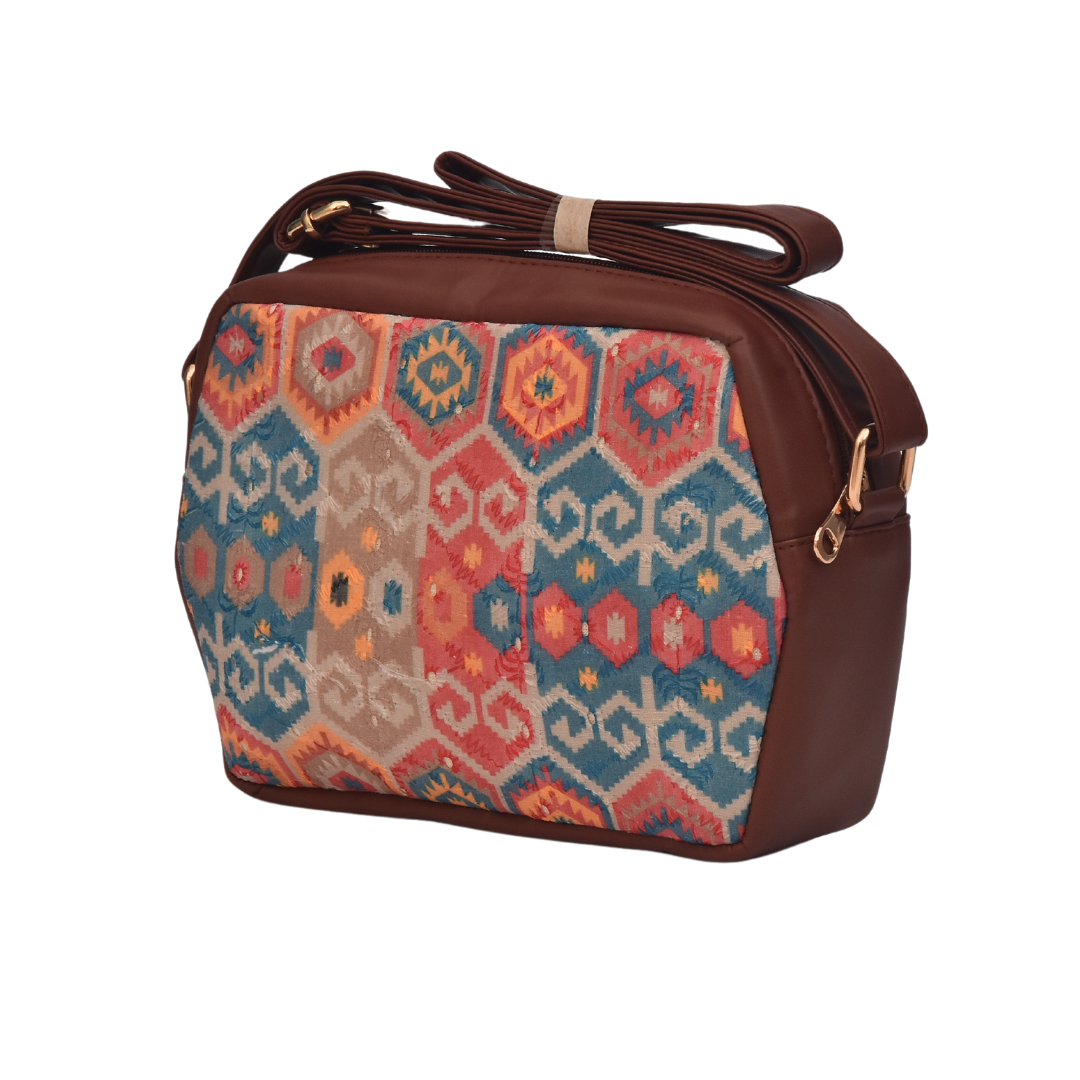 Mehrfarbige Hakoba-Schultertaschen